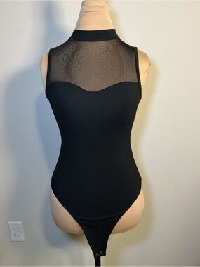 Guess bodysuit